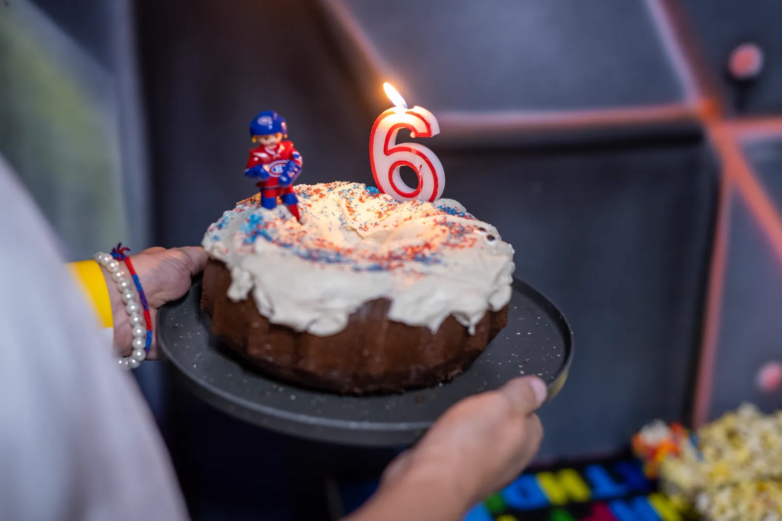 Gâteau d'anniversaire pour une fête d'enfant chez Laser Force Drummondville